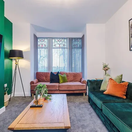 Сasa de vacaciones Cleckheaton Road Spacious Contractor By Furnished Accommodation, Long Welcome, Free Parking